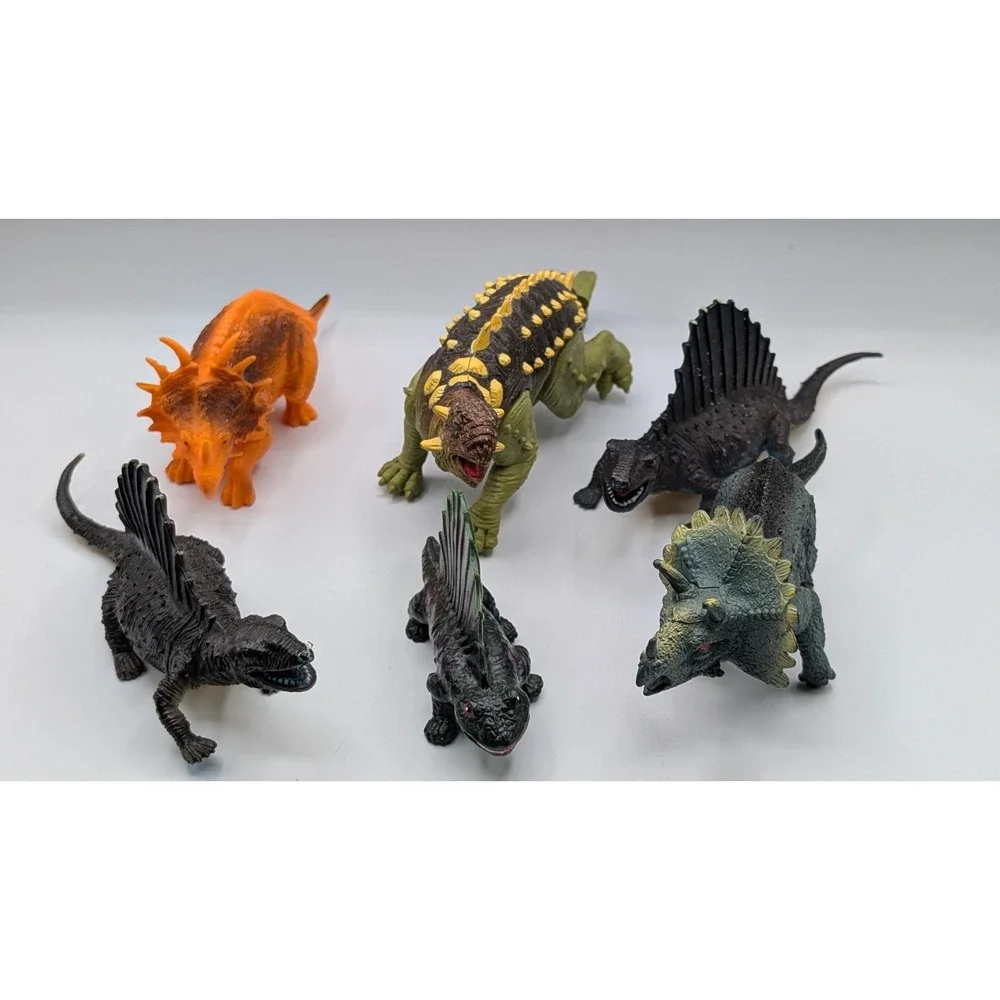 Set of 6 Smaller Size Plastic Realistic Dinosaur Figures